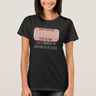 Lämnande för högskola för Mamma från dotterbarn NE T Shirt
