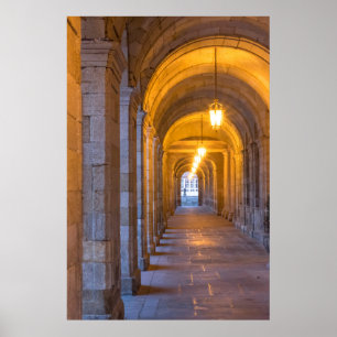 Lampa upplyst stenhall, Spanien Poster
