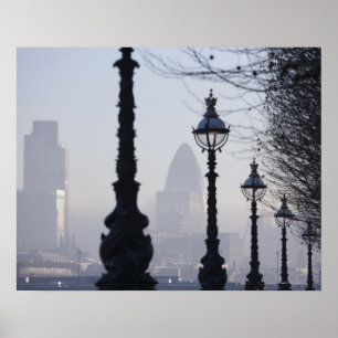 Lampposts vid floden Thames Poster