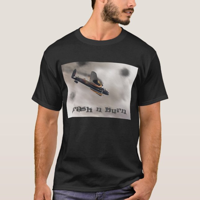 Lancaster-bomber vid brandkrasch t shirt (Framsida)