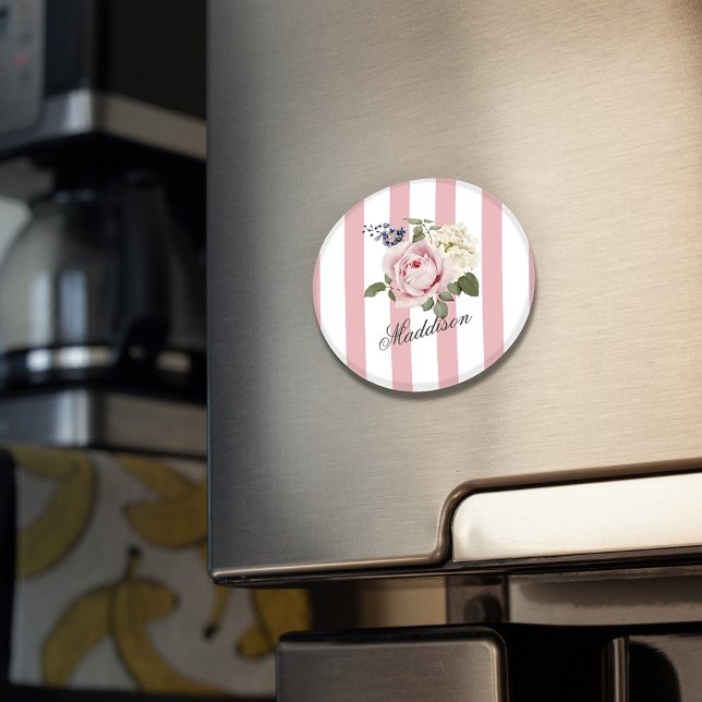 Land Chic Rosa stripe Bukett med rosor monogrammad Magnet (Skapare uppladdad)