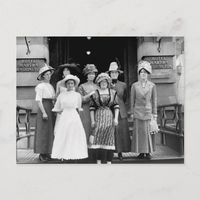Land Girls Take New York, 1910 Vykort (Framsida)
