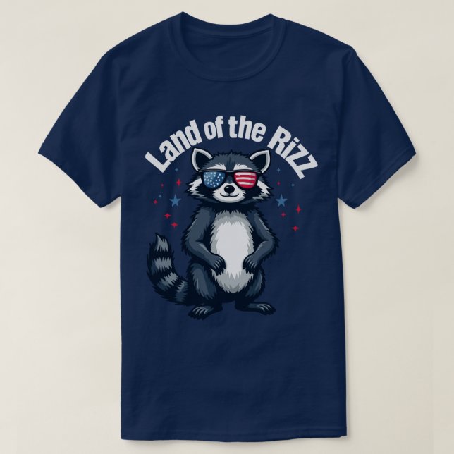 land i Rizz Trump Raccoon 4:e juli Satire T Shirt (Design framsida)