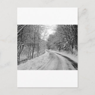 Land Road Black and white image med snö Vykort