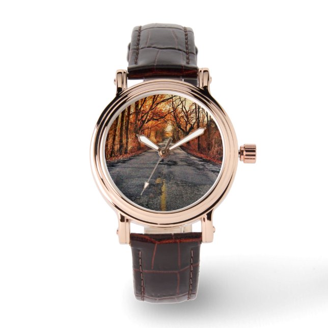 Land Road in Fall Brown Leather Watch Armbandsur (Framsida)