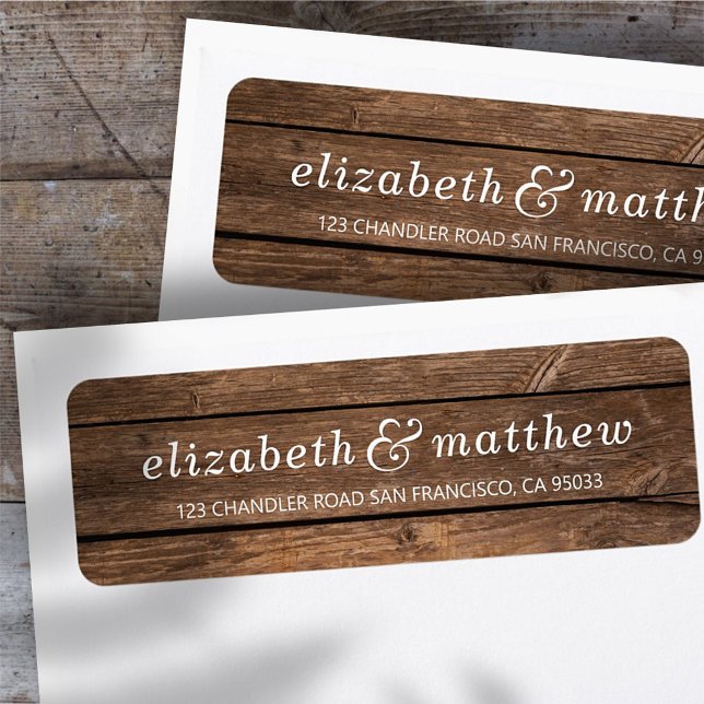 Land Rustic Typography Mörk Wood Returadress Etikett (Skapare uppladdad)