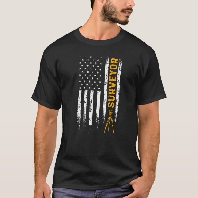 Land Surveying USA Flag  Surveyor  1 T Shirt (Framsida)