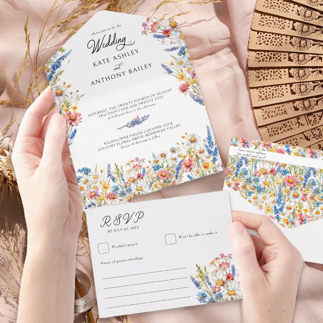 Land Wildblomfärgad Blommigt Bröllop (All in One Wedding Invitation with RSVP from Country Wildflower Wedding Collection by Darling & May)