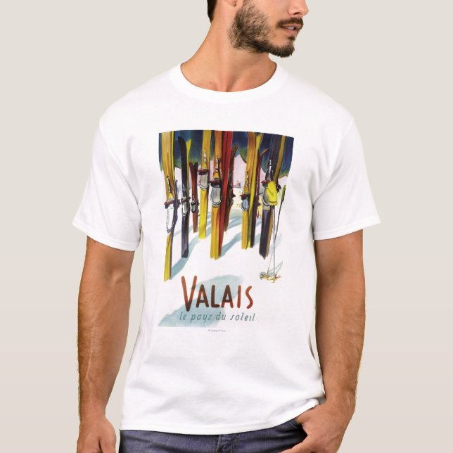 Landet av solskenet - skidar anseende i snö t shirt (Framsida)