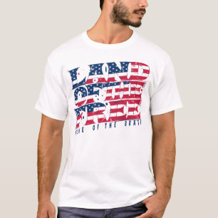 Landet fritt Hem för de modiga Patriotiskt T Shirt
