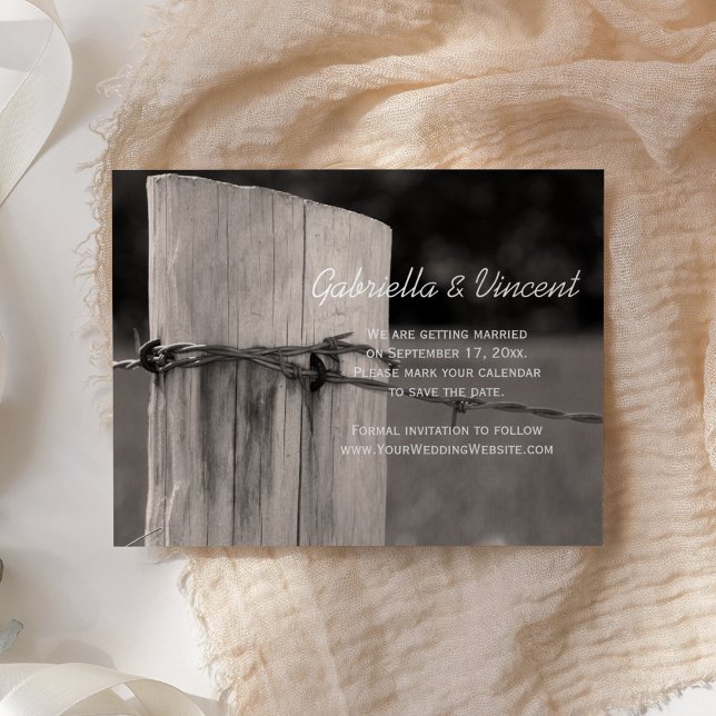 Landsbygdsstängsel efter Landsbyggsbröllop Spara d Datumet (Skapare uppladdad)