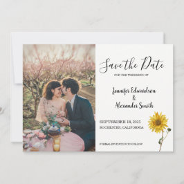 Landsbyggsbröllop av fotot på blommigt av rustiska spara datumet