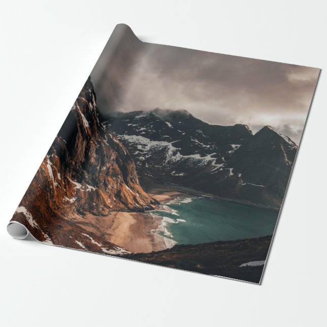 LANDSCAPE-FOTOGRAFI AV BROWN MOUNTAIN ACROSS WAT PRESENTPAPPER (Utrullad)