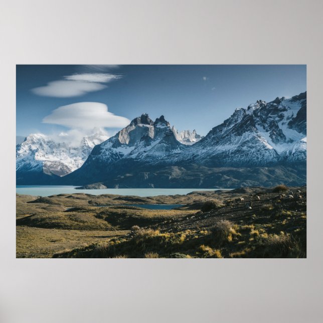 LANDSCAPE-FOTOGRAFI AV SVART OCH VITMOUNTAIN POSTER (Framsidan)