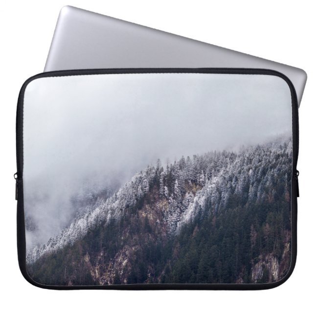 LANDSCAPE PHOTOGRAFI OF MOUNTAIN LAPTOP FODRAL (Framsidan)