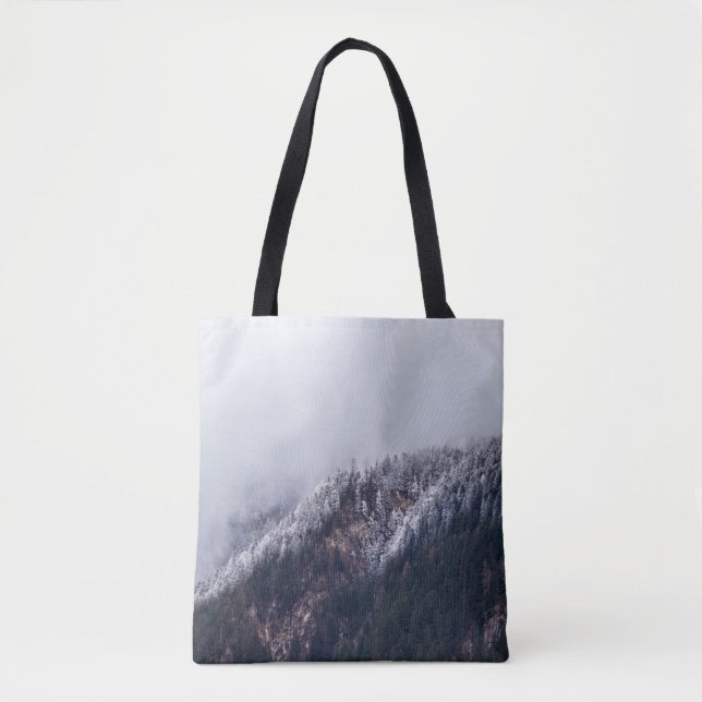 LANDSCAPE PHOTOGRAFI OF MOUNTAIN TYGKASSE (Framsida)