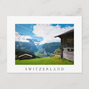 Landskap i Lauterbrunnen-dalen i Schweiz Vykort