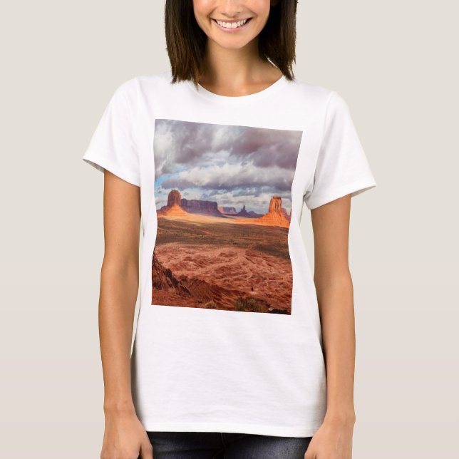 Landskap i Monument valley, AZ Tee Shirt (Framsida)