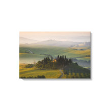 Landskapet Toscana backe vid soluppgången