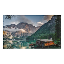 Landskapsfoto i italienska bergen Sjö