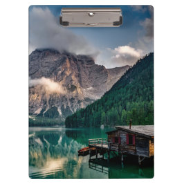 Landskapsfoto i italienska bergen Sjö