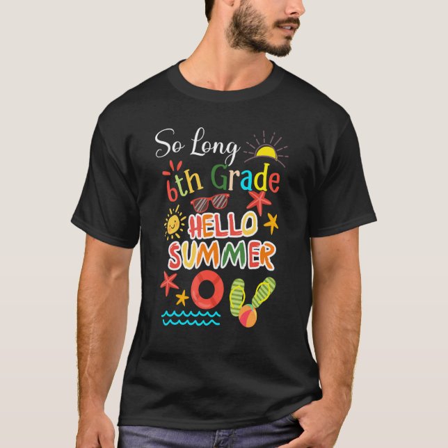 Lång Klass-skolan i 6e är ute till sommaren förra  T Shirt (Framsida)