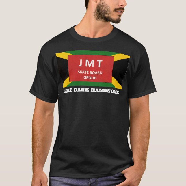 LÅNG MÖRK STilig. T-Shirt (Framsida)