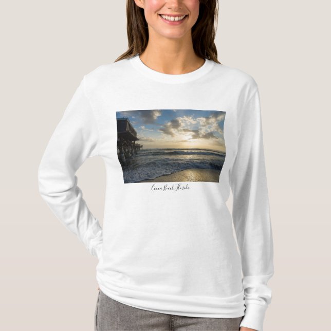 Långärmaden T-Shirt, en strålande båge T Shirt (Framsida)