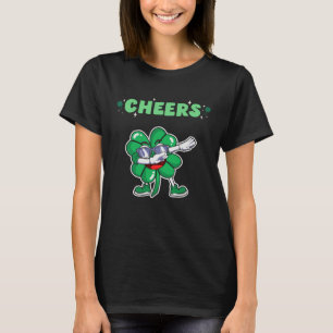 Långfiende St. Patrick's Dabbing Iris T Shirt