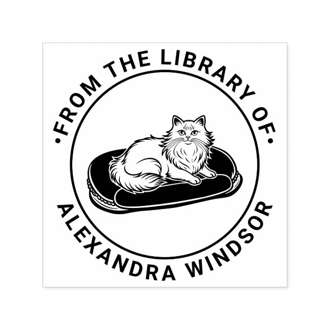 Långhårig katt på säng Biblioteksboknamn Självfärgande Stämpel (Design)
