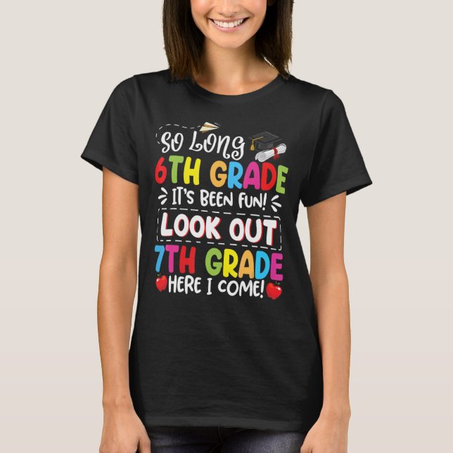 Långt 7:e, Klass 8, Klass här, Kom Studenten T Shirt (Framsida)