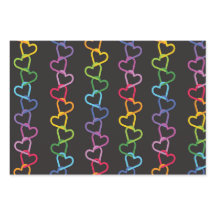 Länkade Kärlek-hjärtan på mörkens bakgrund