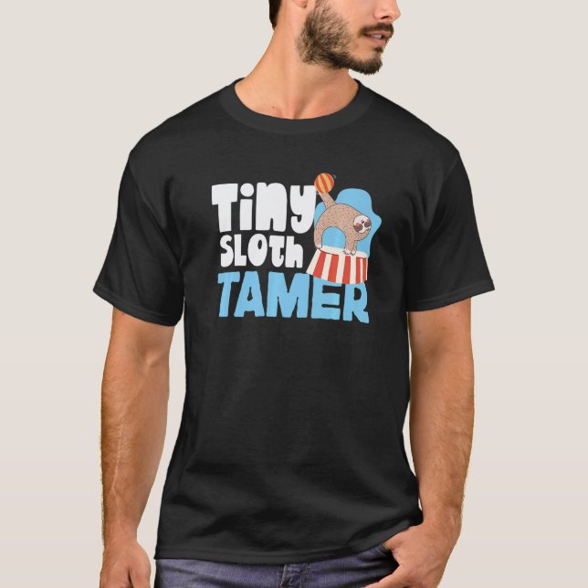Länsmarknad Liten Sengångar Tämjare T Shirt (Framsida)