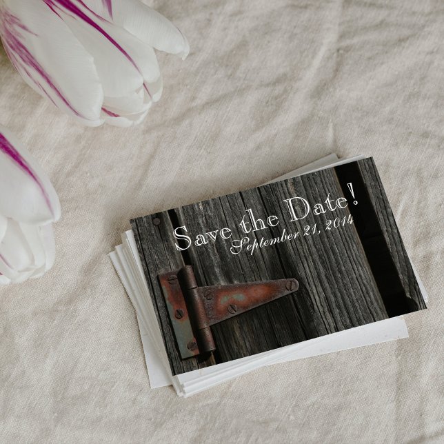 Lantlig trädrörrdörr spara datum meddelande vykort (Skapare uppladdad)