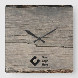 Lantlig Wood struktur med logotypen Fyrkantig Klocka