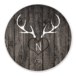 Lantliga hjorthorn på kronhjort & sniden knopp