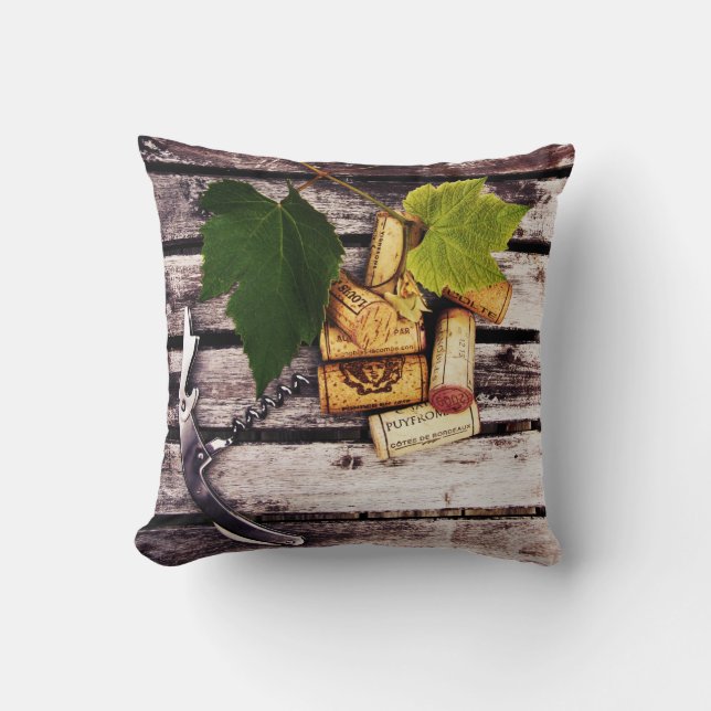 Lantliga vinflaskakorkar och korkskruv kudde (Framsida)