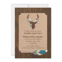 Lantligt trä med inbjudan för hjorthuvudbröllop