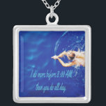 Lap Swimming Simma Team Motivational Inspirational Silverpläterat Halsband<br><div class="desc">Jag gör mer före klockan åtta på kvällen. 
Perfektens motiverande och inspirerande ordspråk för badaren i ditt liv.  Om kärlek simmar eller simma eller är en simma tränare är det för dem.</div>