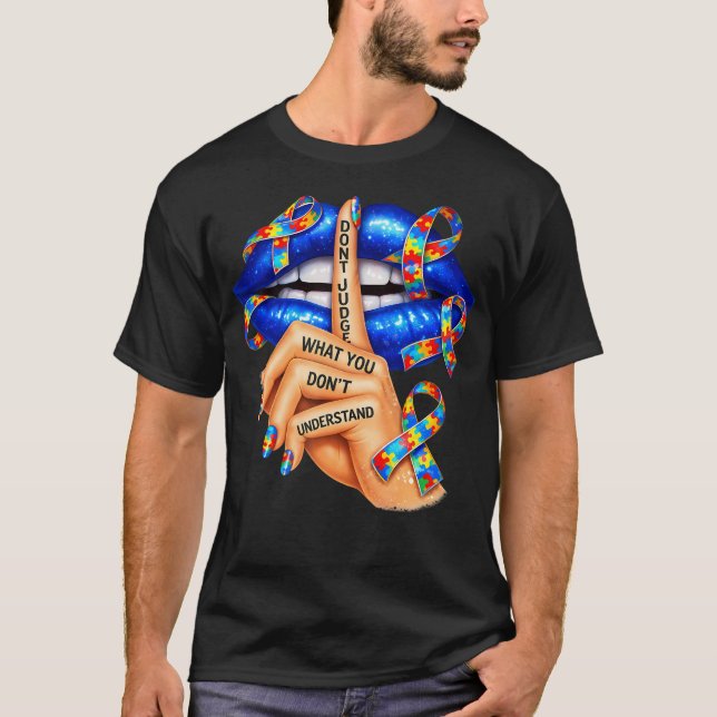 Läppar dömer inte det du inte förstår t shirt (Framsida)