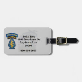 lappar gröna basker för speciella styrkor bagagebricka