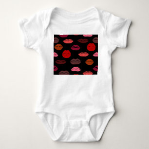 Läppavtryck, röda rosa kyssar. t shirt