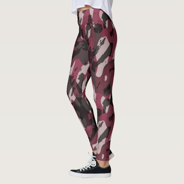 Läppstift och mörk vinröd kamouflage abstrakt leggings (Vänster)
