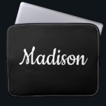 Laptop sleeve Black<br><div class="desc">Något för alla erbjuder anpassad personlig laptop sleeve. Detta unikt designade laptop sleeve är tilltalande och attraktivt. Medan du redan är här kanske du vill se andra relaterade badrumsartiklar som duschgardiner, tvålskåp, badkar, badkar, badställ, färgfulla duschgardiner för barn, badskalor, duschgardiner för människor, badrumstillbehör, tvålskål och tonårskurvor. Tack för att du...</div>