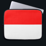 Laptop sleeve med flagga Indonesien<br><div class="desc">Lägg till lite indonesiskt pride till dina tekniska tillbehör med det här eleganta laptop sleeve som har flagga Indonesien! Designat för att skydda din bärbara dator i stil är laptop sleeve inte bara en funktionell fråga utan också en levande representation av Indonesiens nationella pride. Den djärva utformningen av flagga på...</div>
