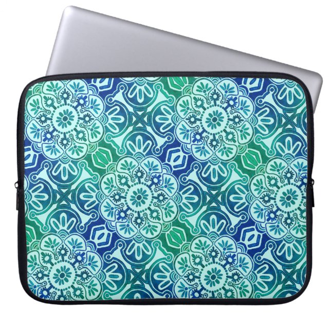 Laptop sleeve Tribal blue grönt (Framsidan)