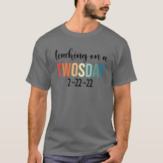 Lärande en 2-22-22 februari 2022 t shirt