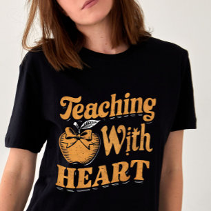Lärande med Heart Back to school Lärare Gift T Shirt