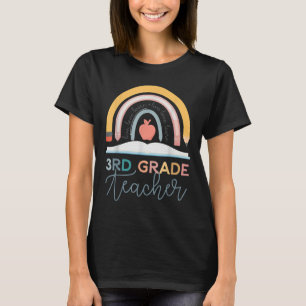 Lärare 3:e klass Skola Retro Penna Boho Regnbåge T Shirt