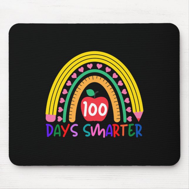 Lärare citerar 100 dagars skollärartid och studiet musmatta (Framsidan)